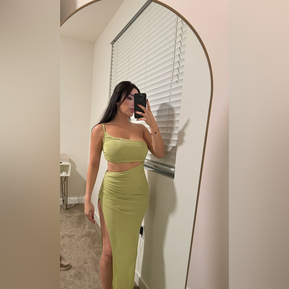 Oh polly green dress